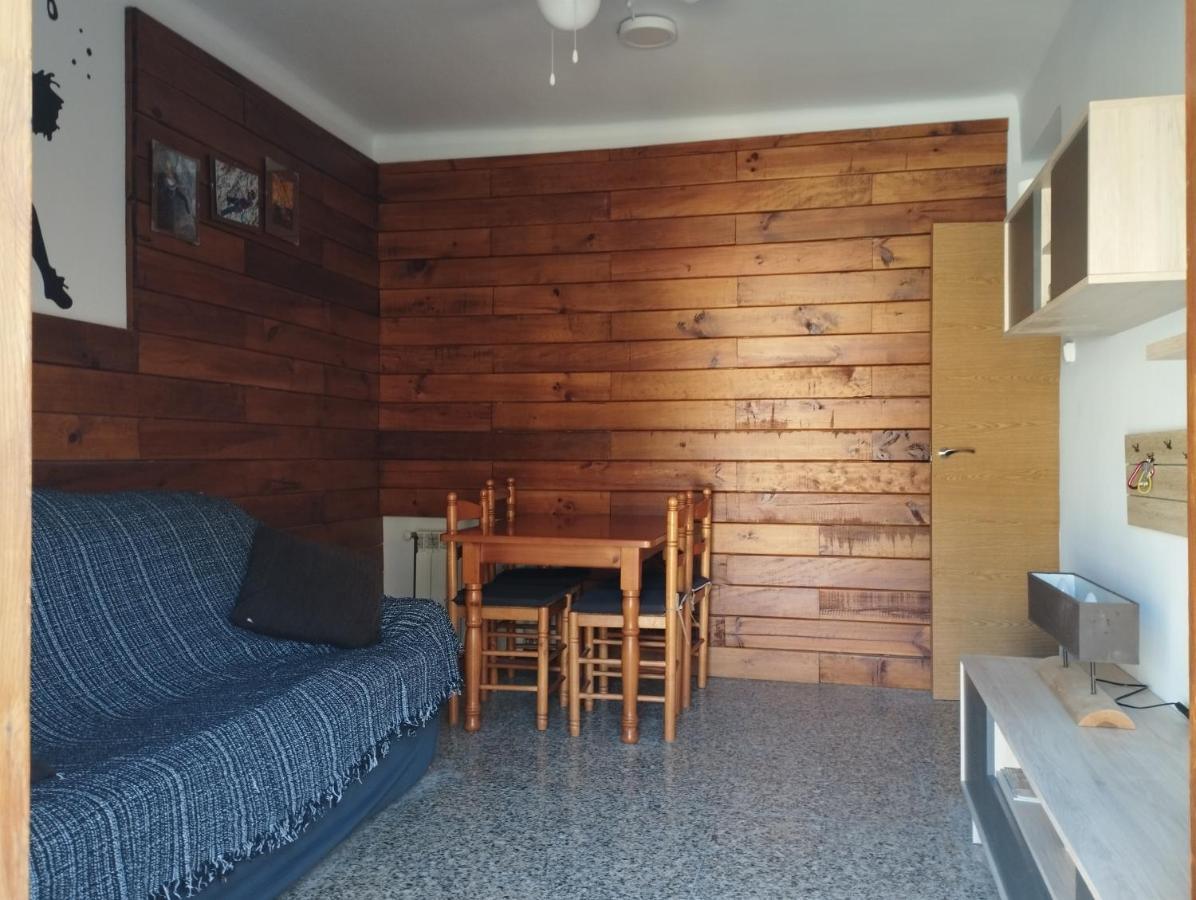 Alquiler En Importante Zona De Escalada !! Apartman Camarasa Kültér fotó